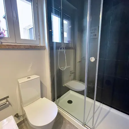 Retreat By The River, By Timecooler Apartmán *